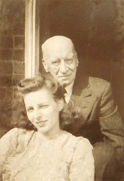 Margaret Elizabeth with her father Charles Ross